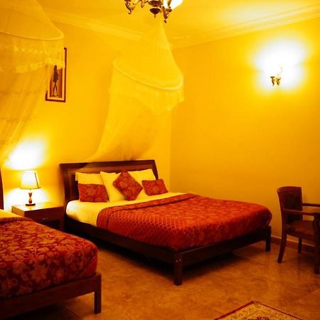 Apricot Guest House Muyenga Exterior foto