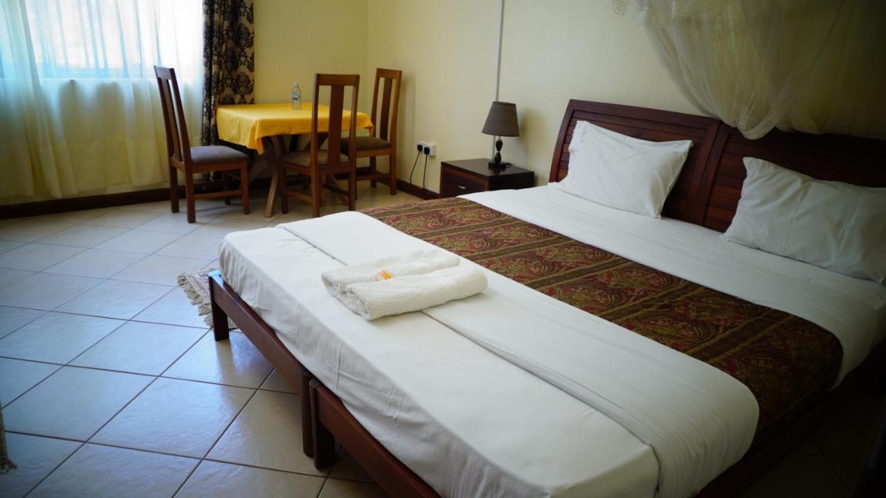 Apricot Guest House Muyenga Exterior foto
