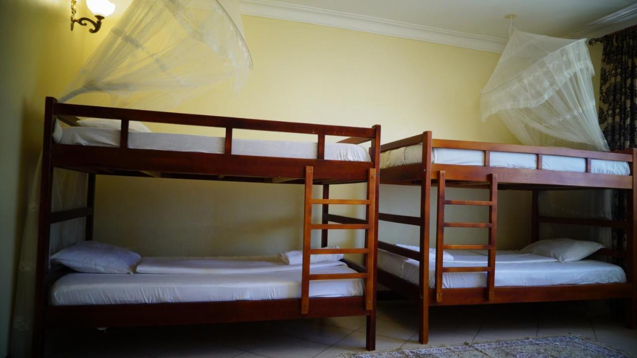 Apricot Guest House Muyenga Exterior foto